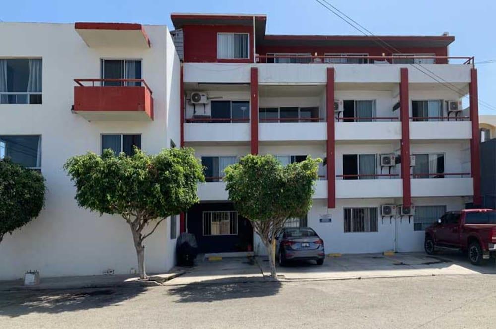Hotel Posada Don Fernando Ενσενάντα Εξωτερικό φωτογραφία