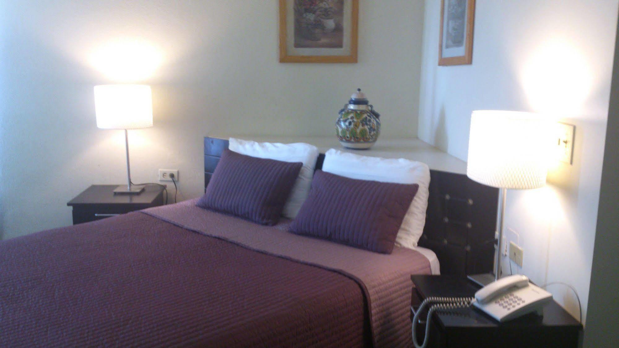 Hotel Posada Don Fernando Ενσενάντα Εξωτερικό φωτογραφία