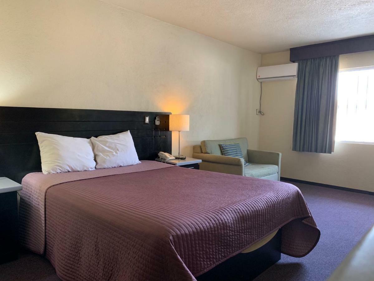 Hotel Posada Don Fernando Ενσενάντα Εξωτερικό φωτογραφία